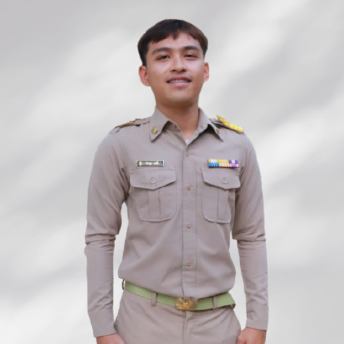 นายจิรายุส แซ่ตั้ง