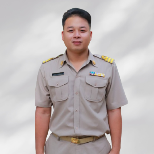 นายกฤชณรงค์ รักพันธุ์